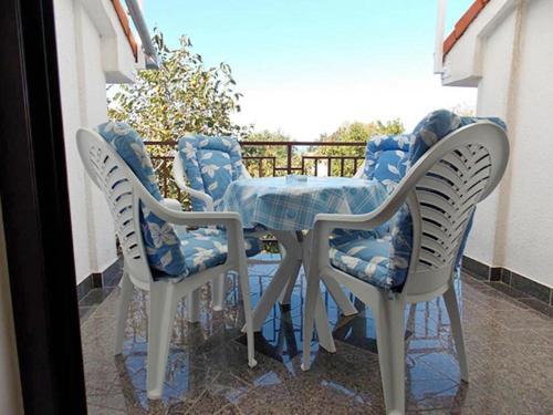 Apartment Malinska 5353a