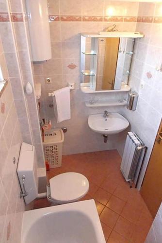 Apartment Malinska 5353a