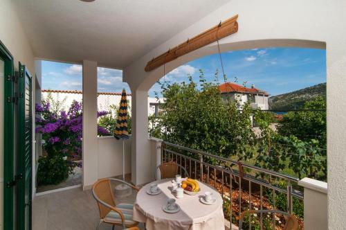 Apartment Vinisce 6015b