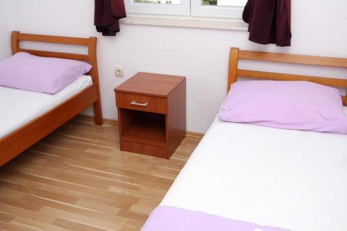 Apartments With A Parking Space Lumbarda (korcula) - 9271