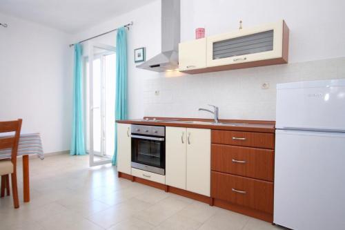 Apartments With A Parking Space Lumbarda (korcula) - 9271