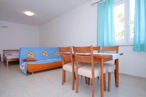 Apartments With A Parking Space Lumbarda (korcula) - 9271