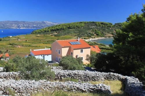 Apartments With A Parking Space Lumbarda (korcula) - 9271