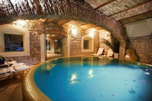 Villa Vertigo Palace