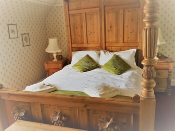 Hotel Halfway House Inn Country Lodge