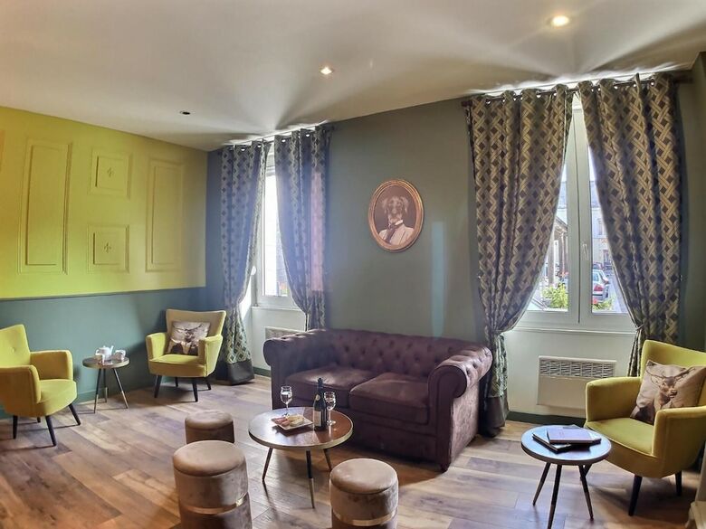 Hotel Logis Du Cygne
