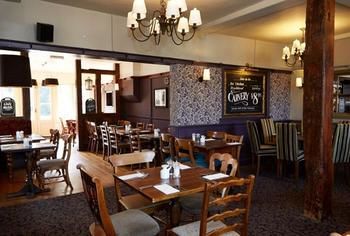 Bed & Breakfast Feathers Hotel
