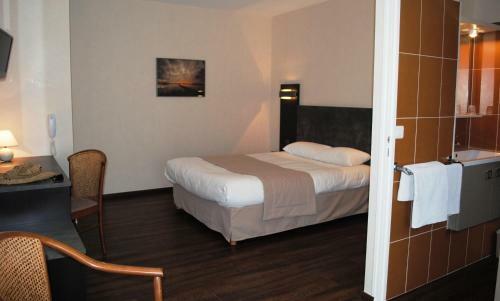 Hotel L'or�e Du Bois