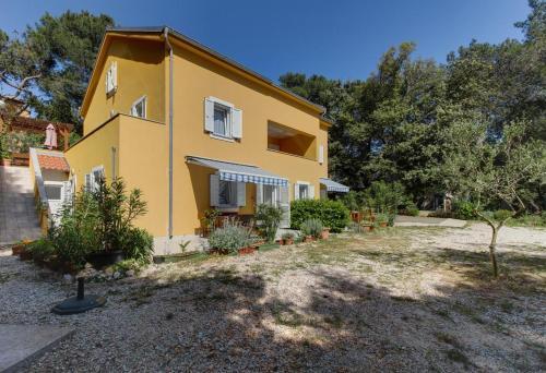 Apartment Artatore 8022a