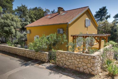 Apartment Artatore 8022a