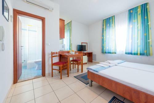 Villa Borna Apartments