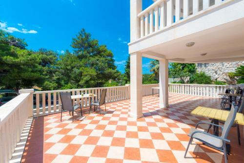 Villa Borna Apartments