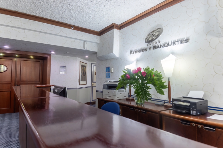 Hotel Altamira Suites