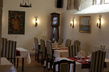 Hotel L Hostellerie Du Chateau