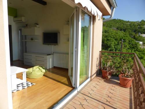 Apartments Adria