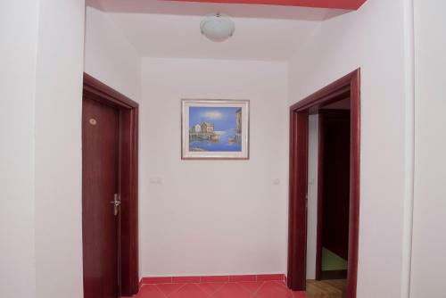 Hostal Mareta Guesthouse