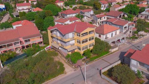 Hostal Mareta Guesthouse