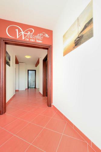 Hostal Mareta Guesthouse