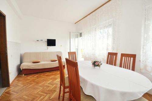 Apartments By The Sea Sumpetar (omis) - 2965