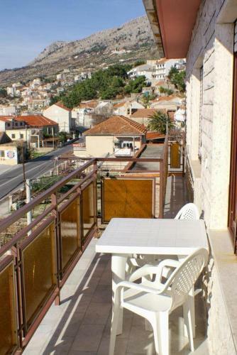 Apartments By The Sea Sumpetar (omis) - 2965