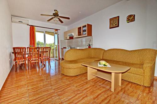 Apartments Veselka