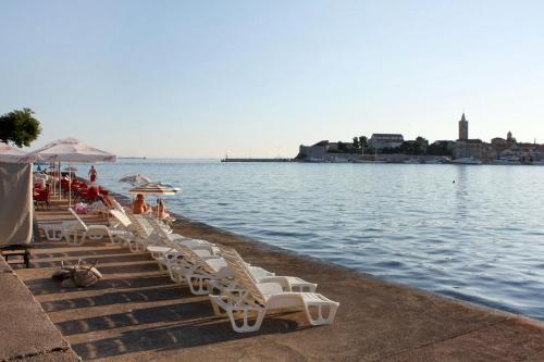 Apartment Banjol 5007a