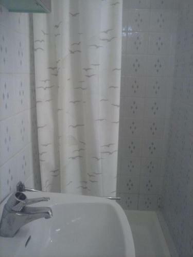 Hostal Apartments With A Parking Space Banjol (Rab) - 11021