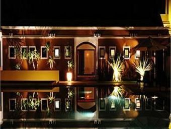 Absolute Sanctuary Hotel