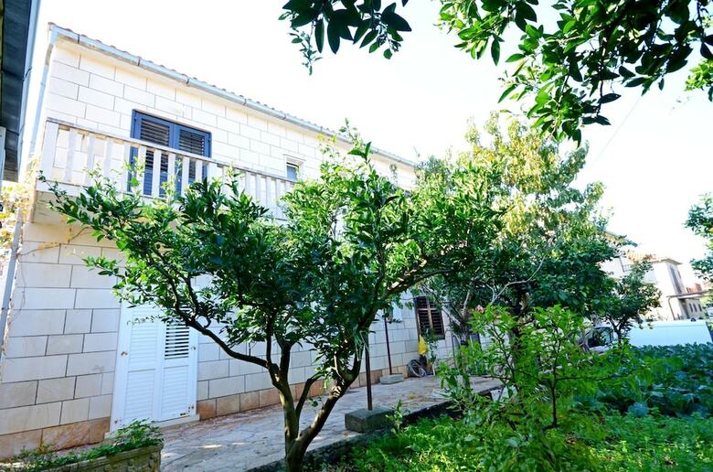 Hostal Apartment Jerka