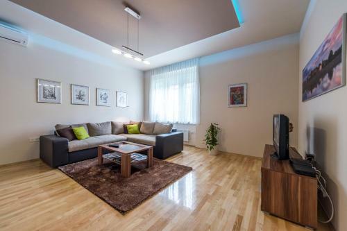 Apartman Cesari?