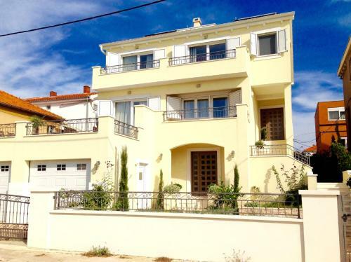 Apartamentos Villa Maresol