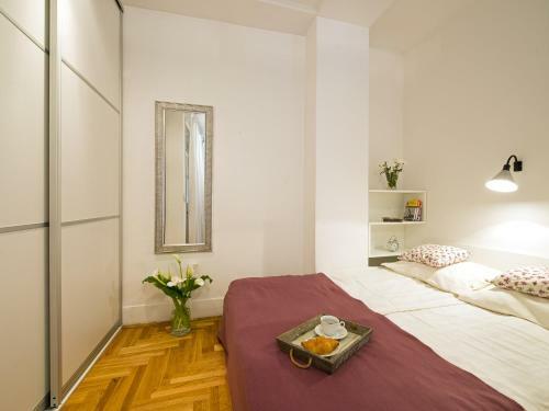 Main Square Apartment