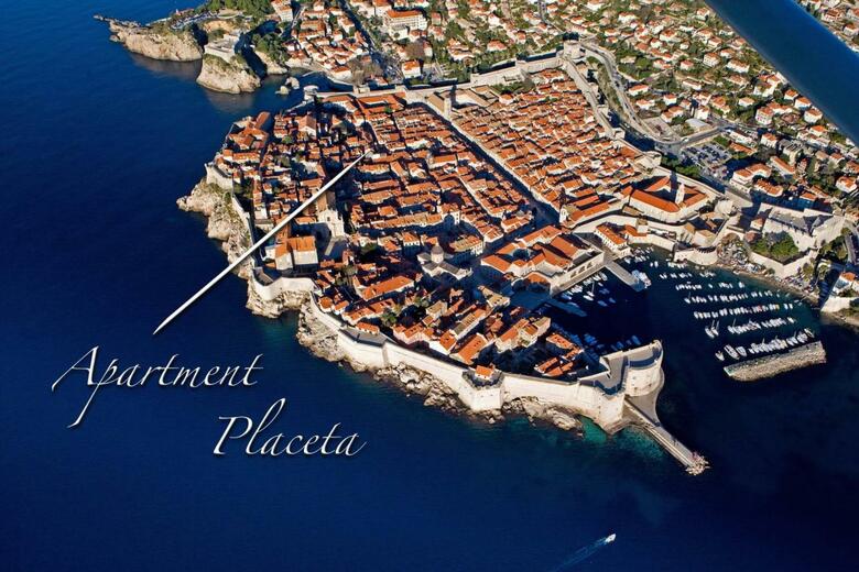 Hostal Placeta Apartments
