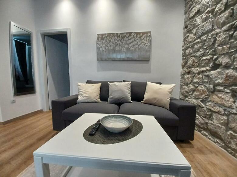 Hostal Placeta Apartments