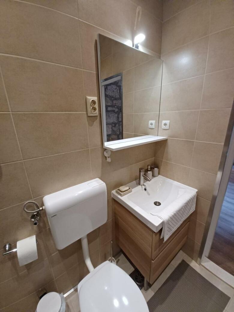 Hostal Placeta Apartments