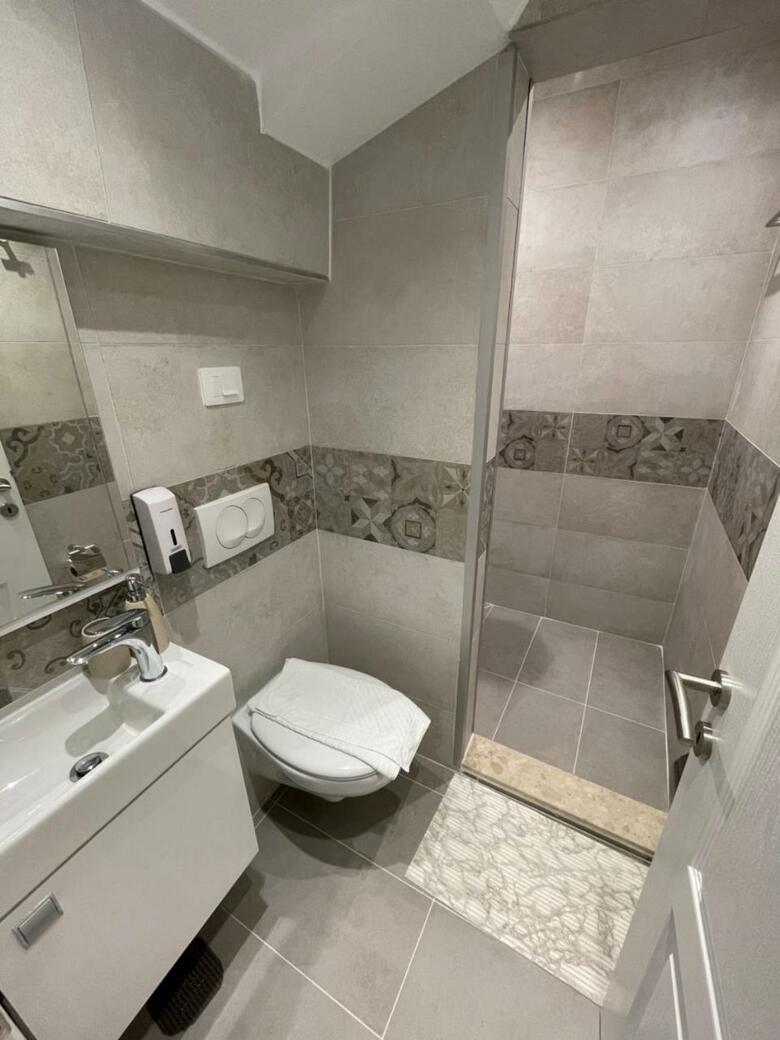 Hostal Placeta Apartments