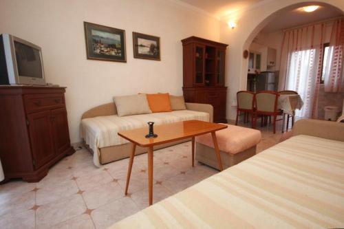 Apartment Novigrad 7335b