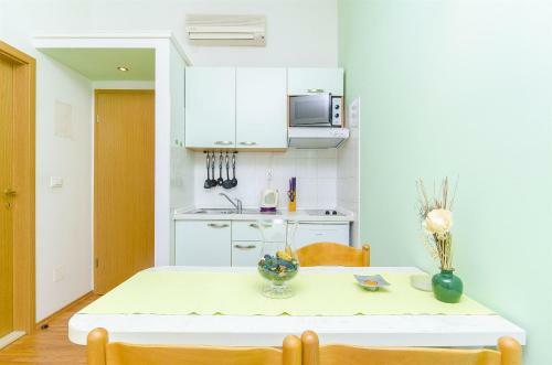 Hostal Apartments Kunac
