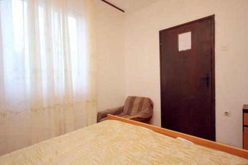 Apartment Vis 8885b