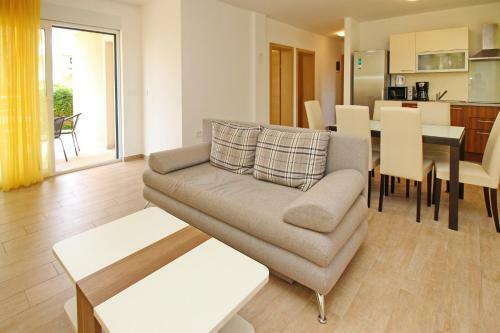 Apartments Smojver Stipe