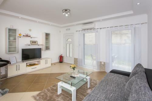 Apartment Pekoc