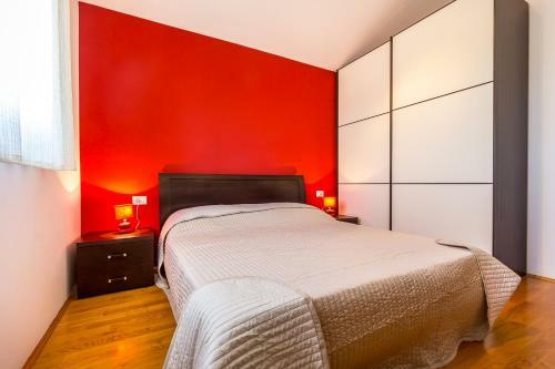 Orange Apartment
