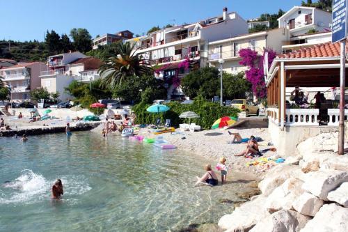 Apartment Podgora 6670a