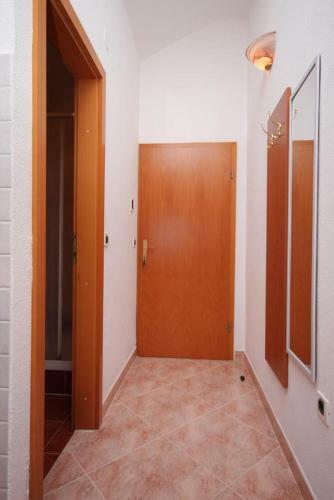 Apartment Zambratija 6997a