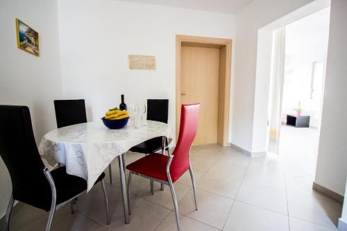Apartment Milka 1
