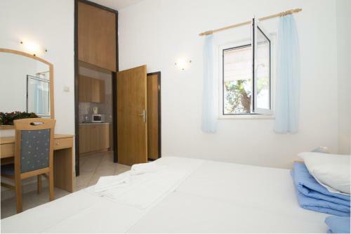 Lumbarda Resort Apartment