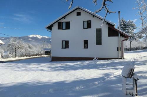 Hostal Pansion Izvor