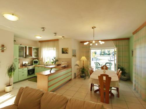 Holiday Home Bila Vila