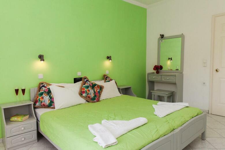 Hotel Cosmopol Studios