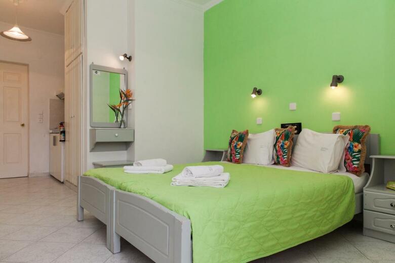 Hotel Cosmopol Studios